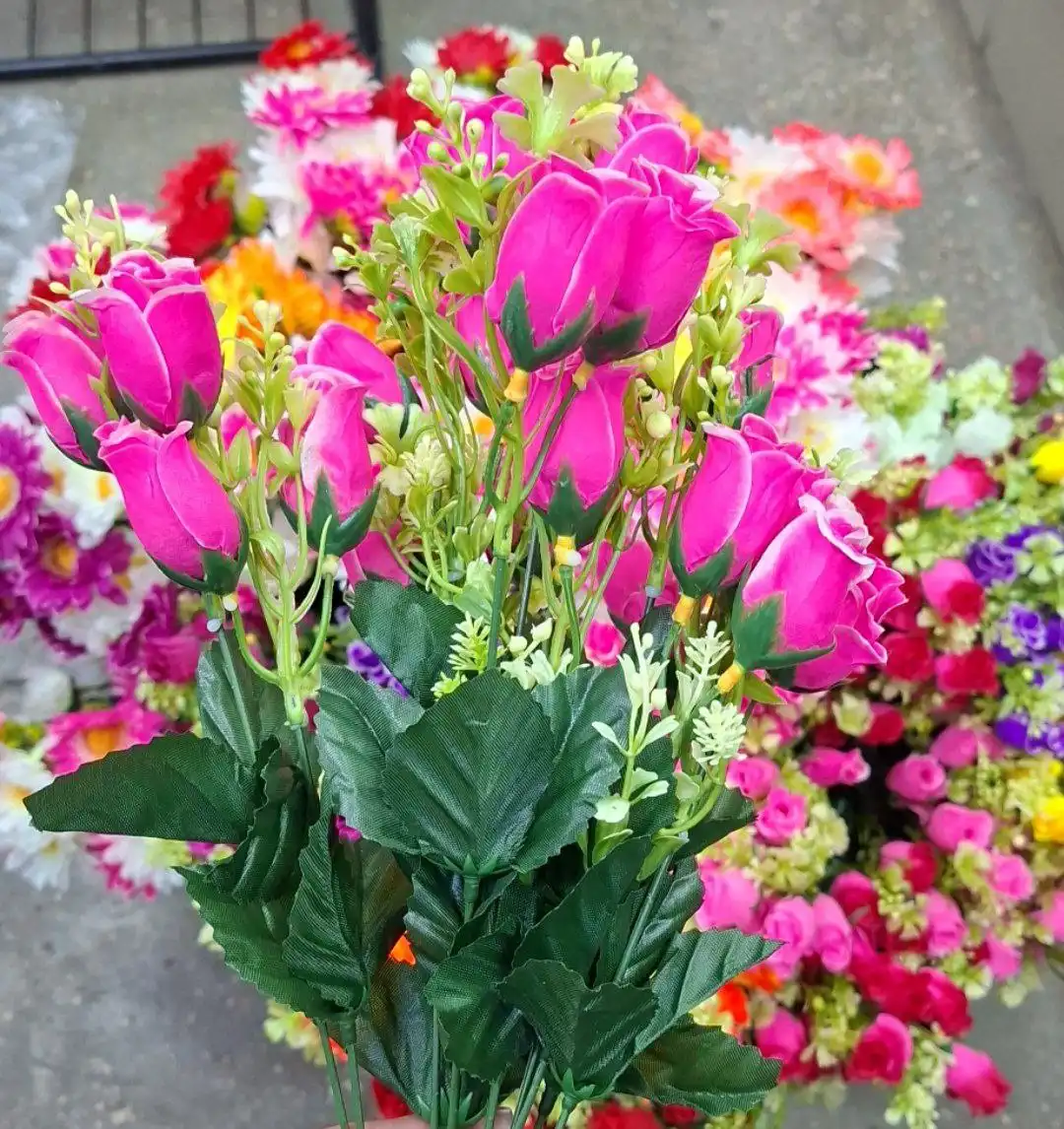 Букетик - Одежда в Кировское