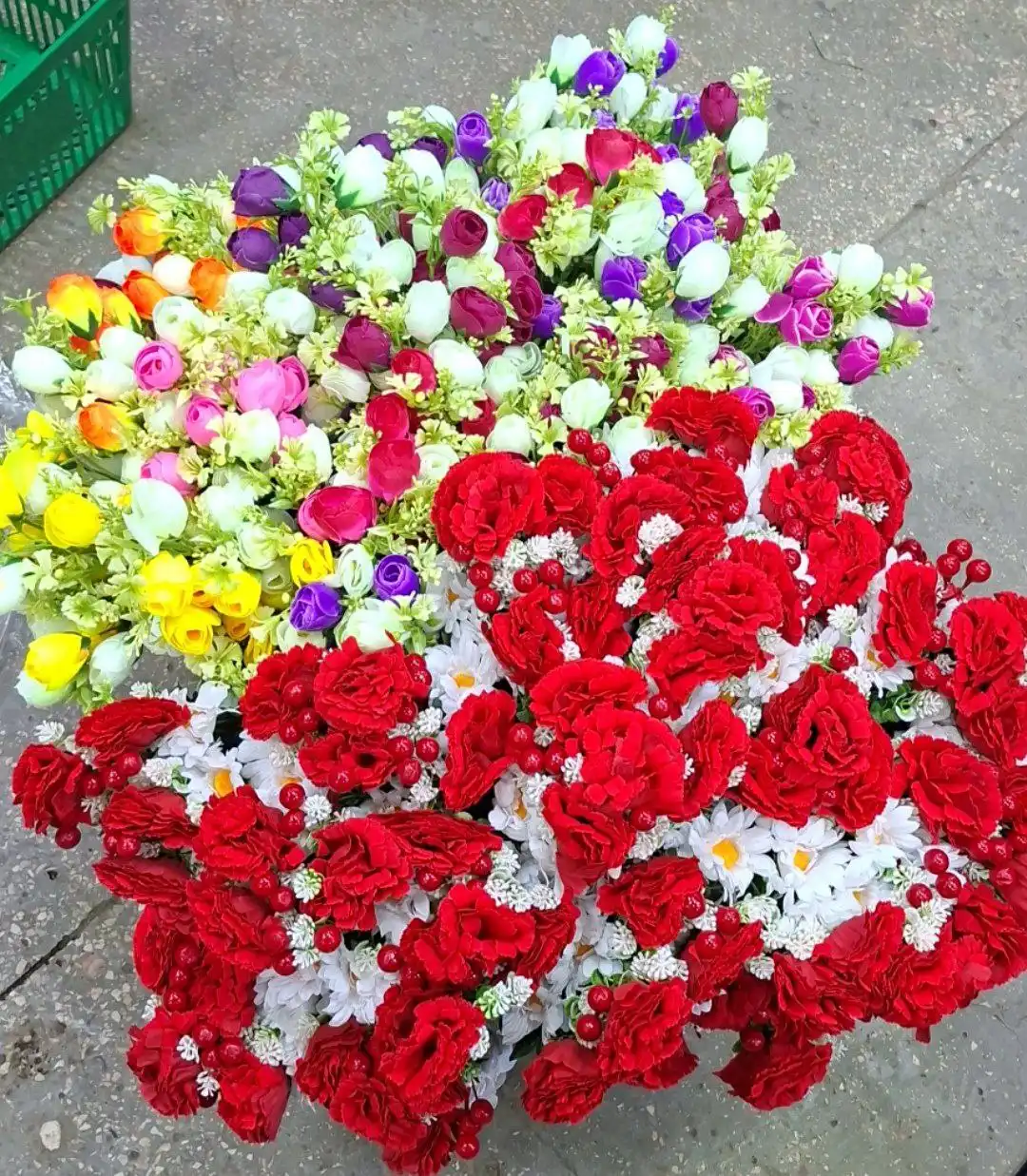 Букетик - Одежда в Кировское