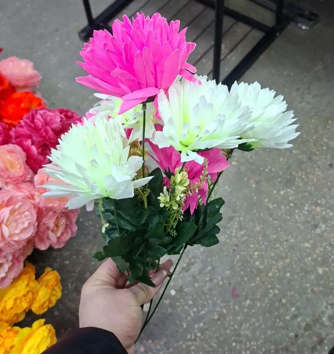 Букетик одежды и обуви в Кировском - Одежда в Кировское