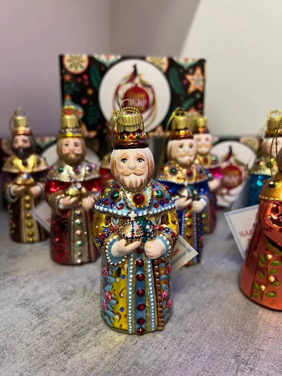 Продажа елочных игрушек «Царь Салтан»