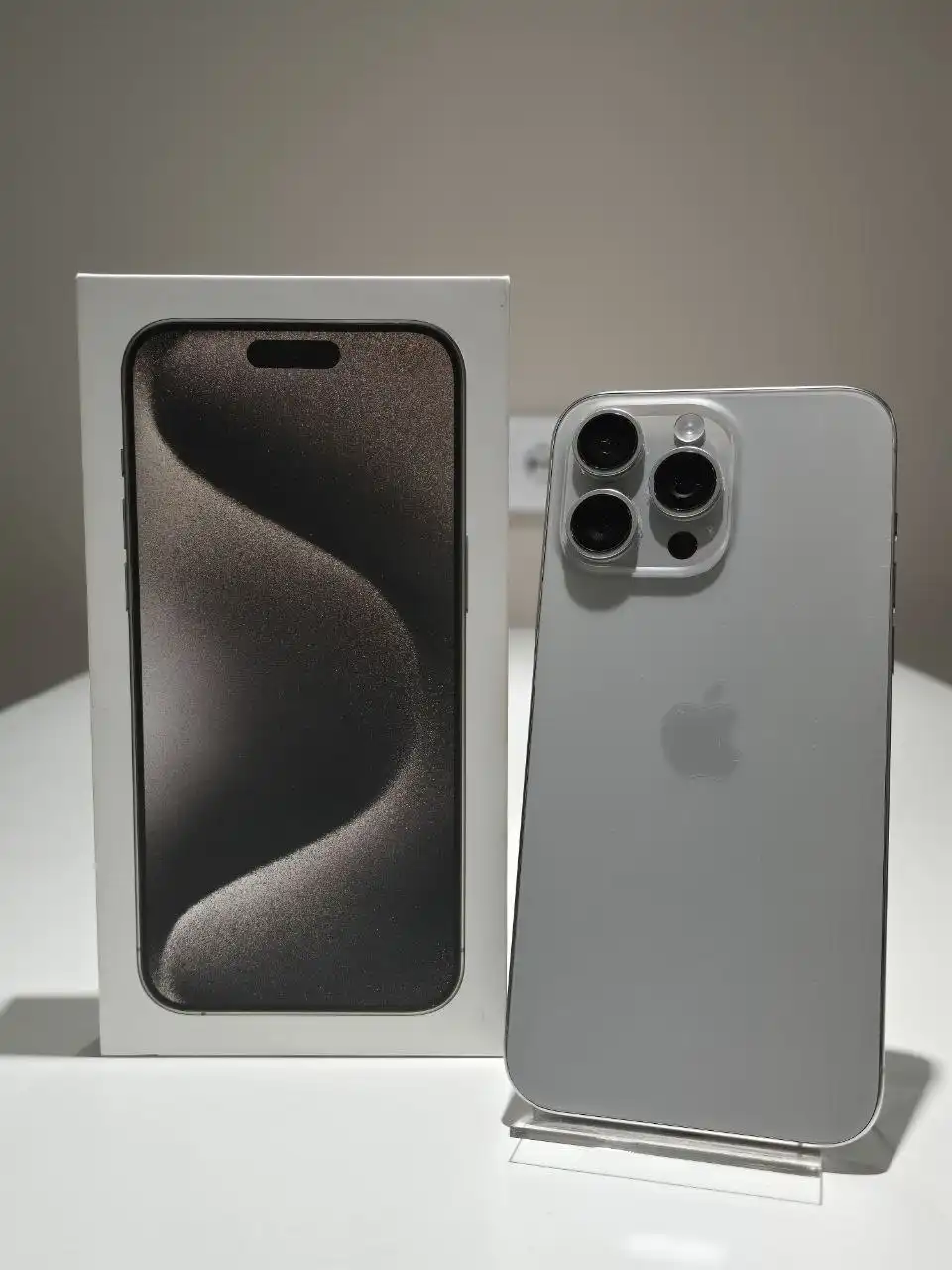 Продажа iPhone 15 Pro Max 256 Гб в идеальном состоянии