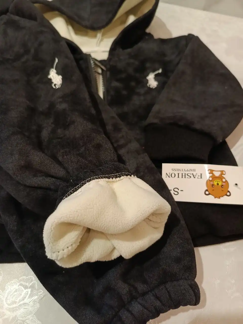 Продажа нового детского костюма тройка теплый размер 98/104