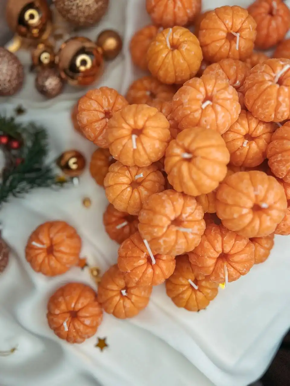 Ароматные свечи мандаринки для новогоднего настроения