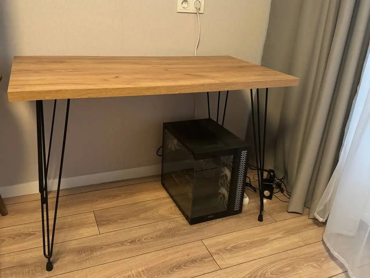 Продам стол в отличном состоянии