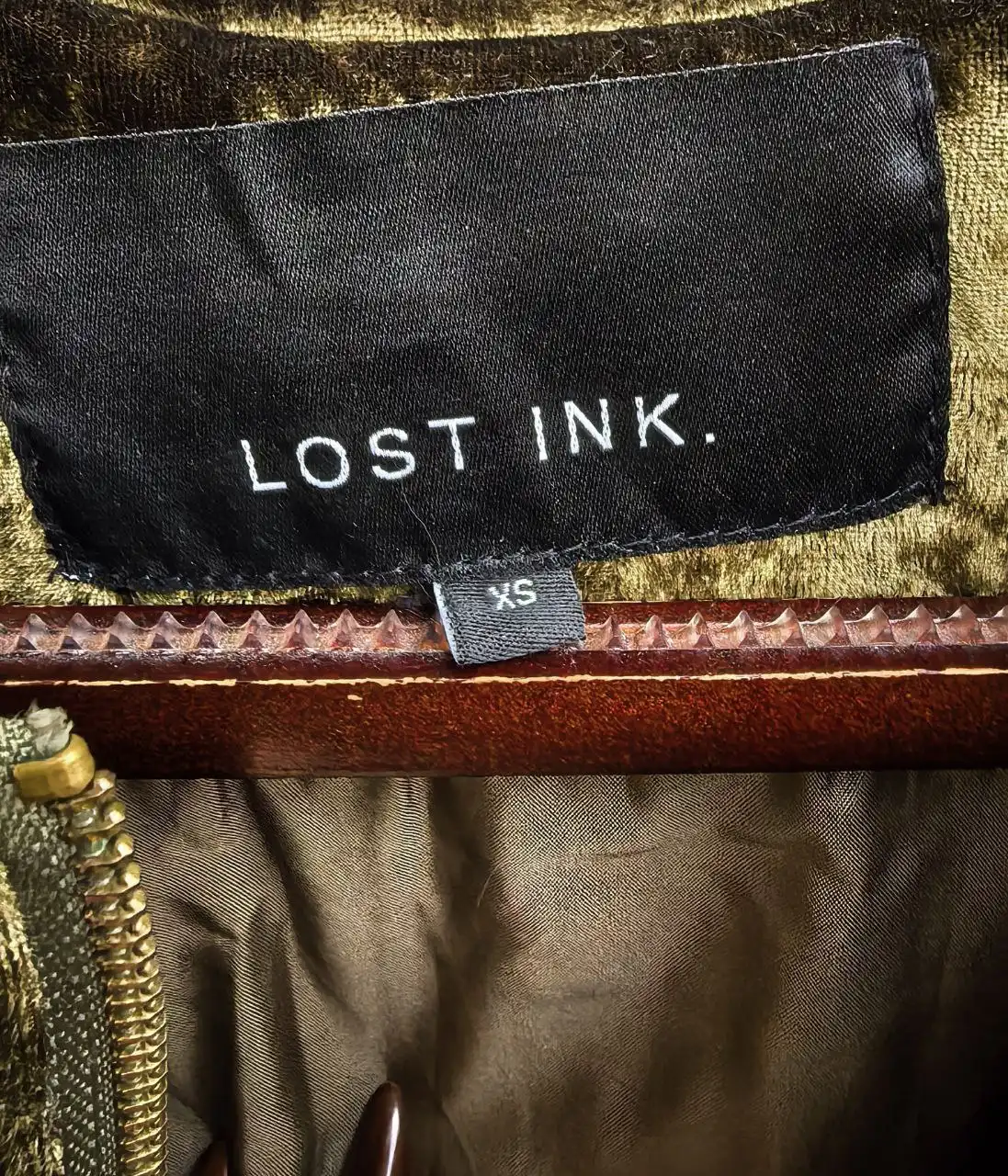 Бархатная изумрудная куртка размер S