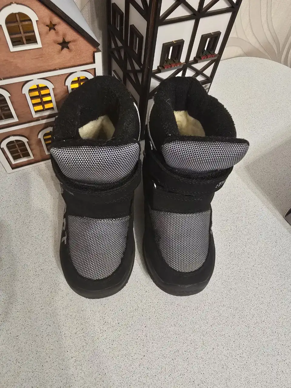 Зимние ботиночки фирмы Сказка размер 24