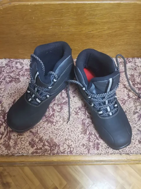 Лыжные ботинки размером 24 см - частное объявление в Химки