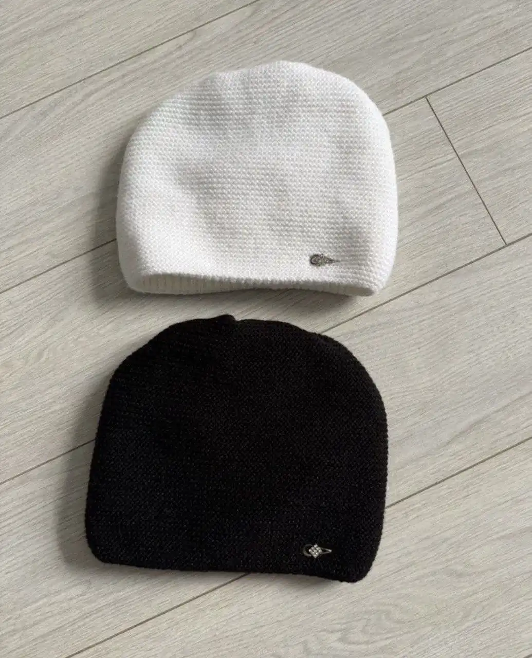 Женские теплые шапки новые