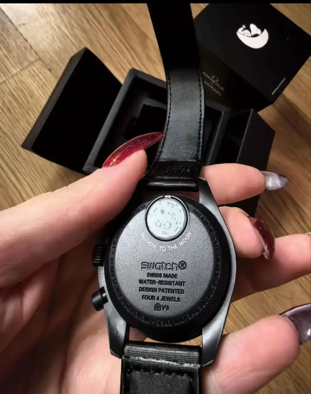 Часы Omega Swatch Snoopy