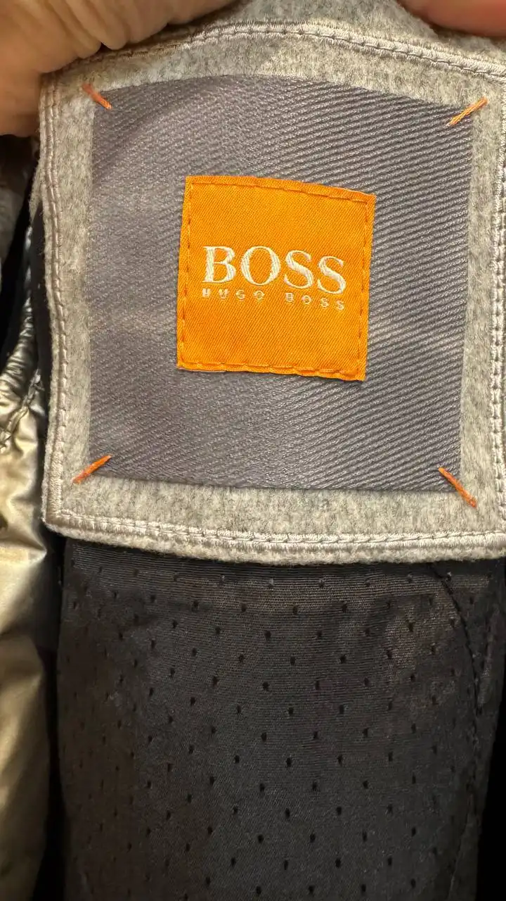 Теплая жилетка Jack Wolfskin и парка Hugo Boss