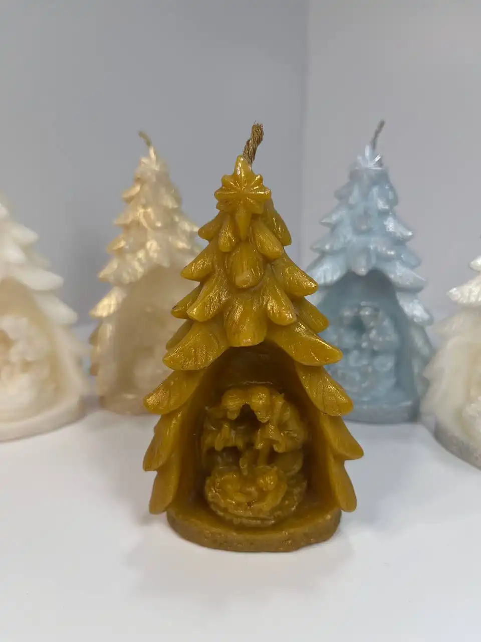 Свеча «Рождественская елка» ручной работы