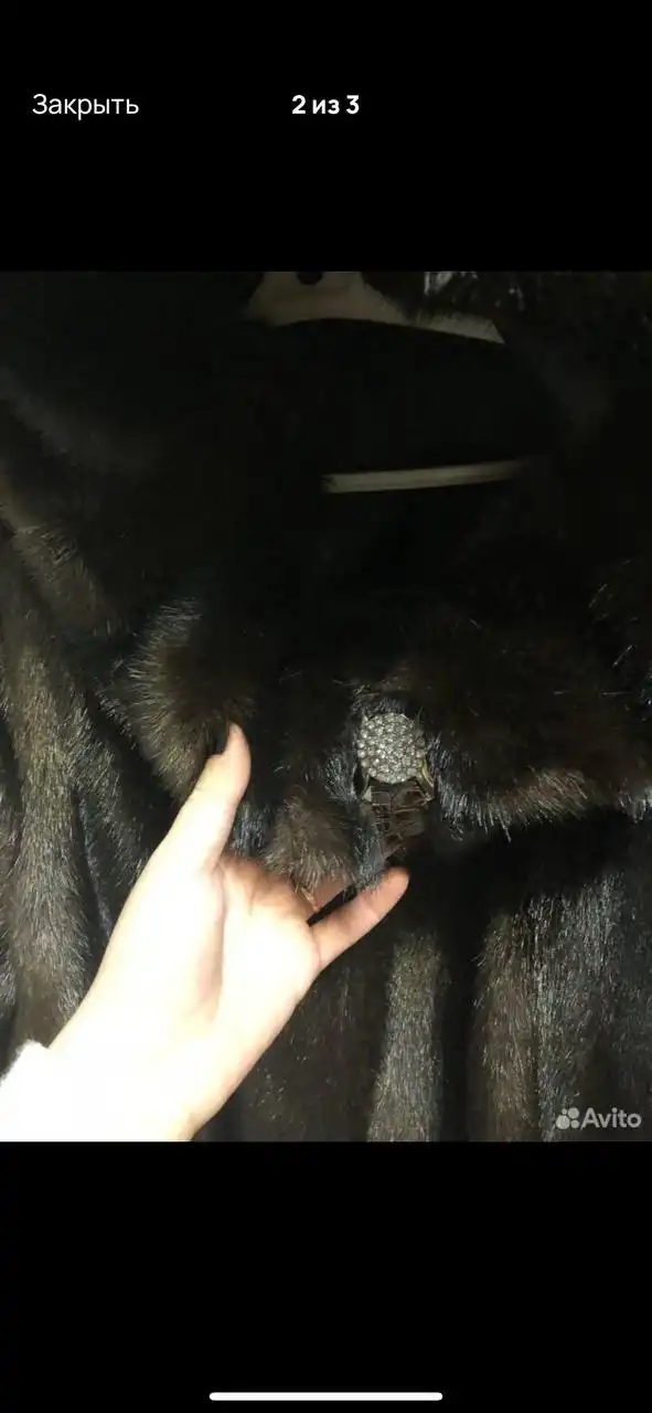 Продам женскую шубу не натуральную, размер ОГ 128см