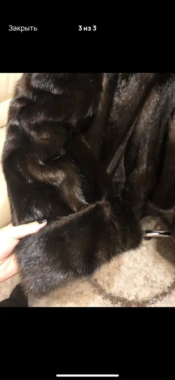 Продам женскую шубу не натуральную, размер ОГ 128см