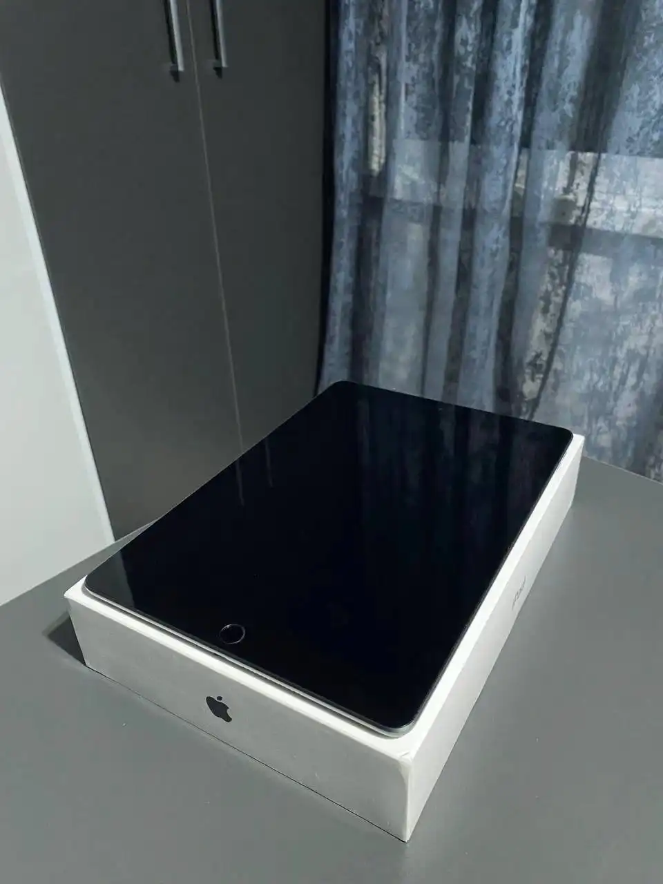 iPad 10.2 (2021) 64 ГБ в идеальном состоянии