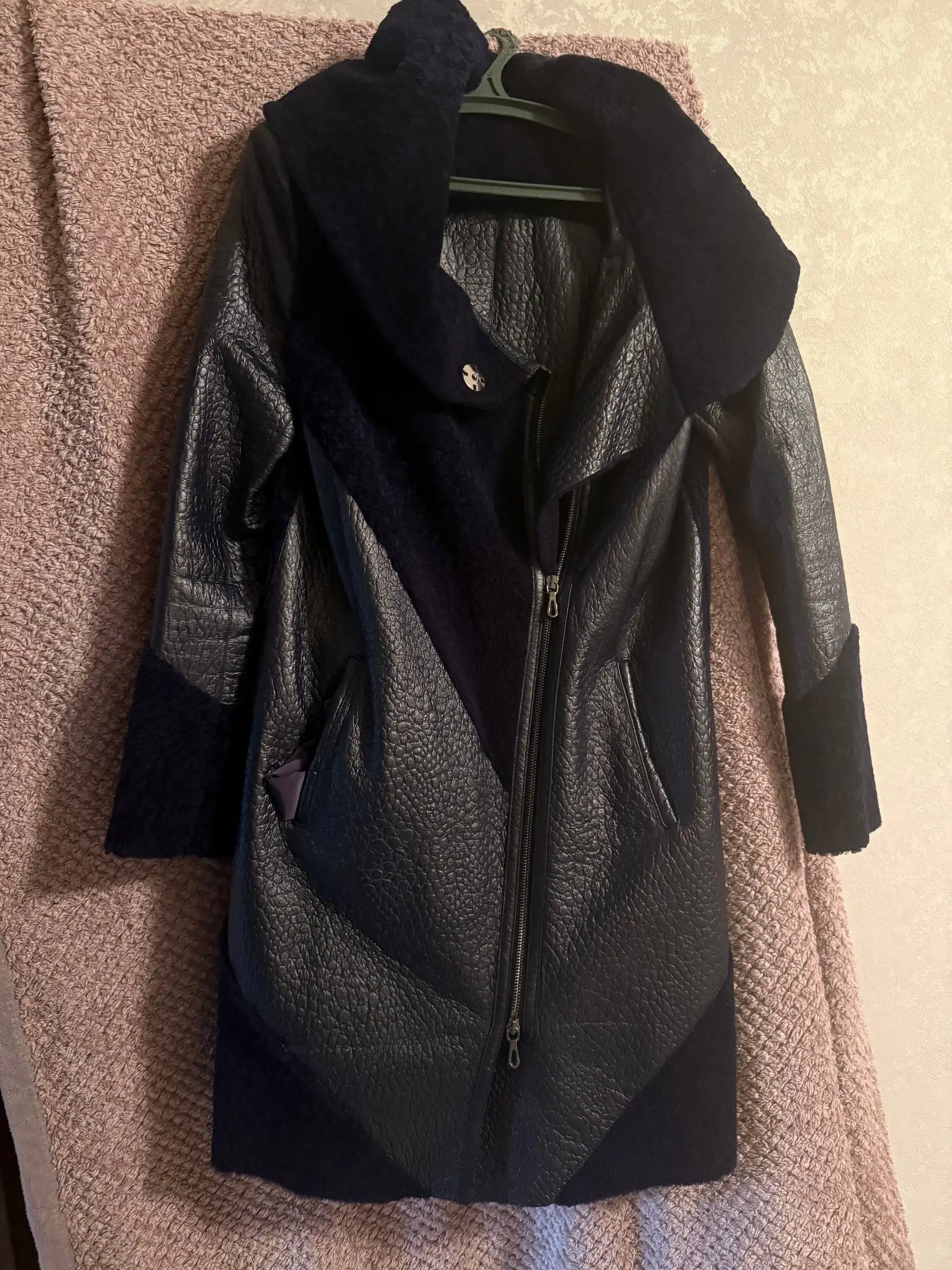 Женская дубленка размер М - Верхняя одежда (Одежда) в Химки