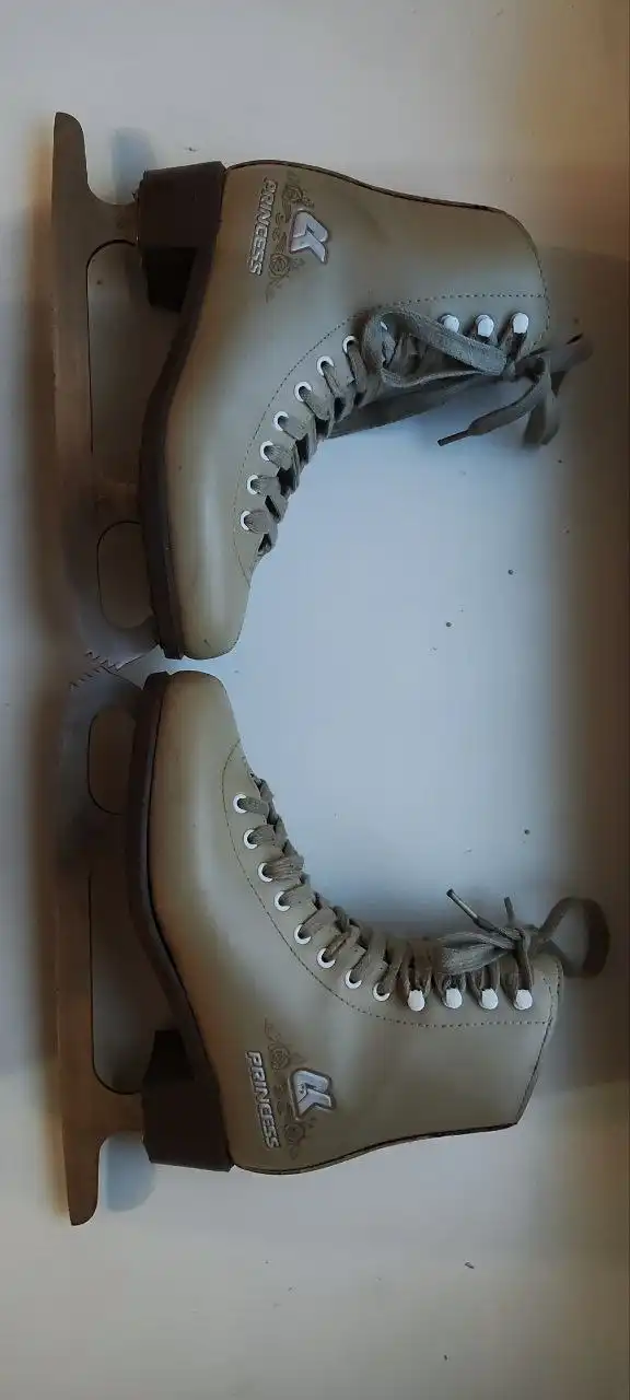 Детские коньки размер 36, использовались мало - Коньки (Хобби и отдых) в Химки