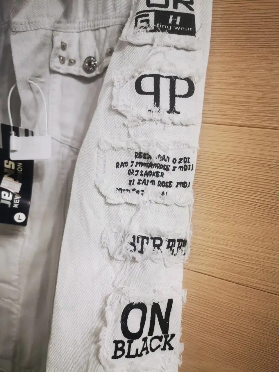 Джинсовая куртка размер L новая - Верхняя одежда (Одежда) в Химки