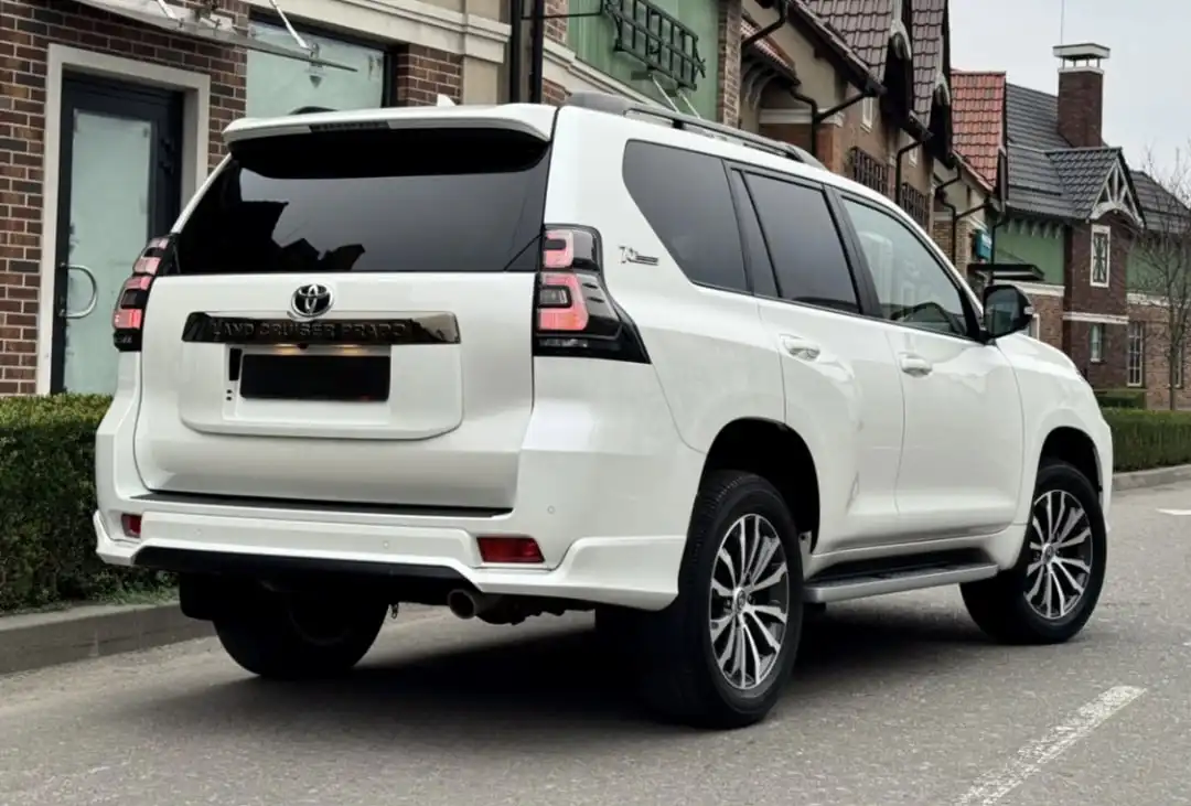 Toyota Land Cruiser Prado 2021 4.0 V6 - Внедорожники/кроссоверы (Авто) в Химки