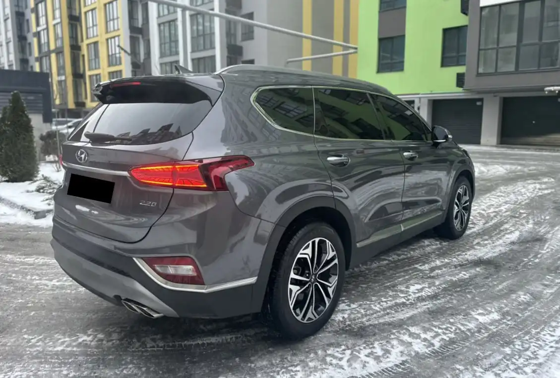 Hyundai Santa Fe 2018 года выпуска - Внедорожники/Кроссоверы (Авто) в Химки