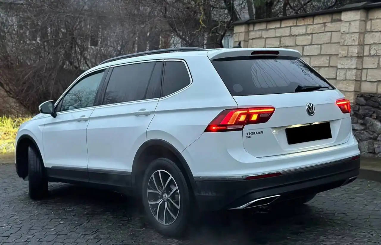 Volkswagen Tiguan 2021 года - Легковые автомобили (Авто) в Химки
