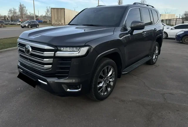 Toyota Land Cruiser 300 в Химках - частное объявление в Химки