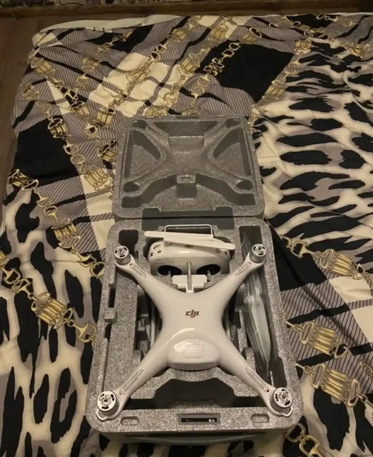 Продам квадрокоптер DJI Phantom 4 Pro Ver 2.0 - частное объявление в Химки