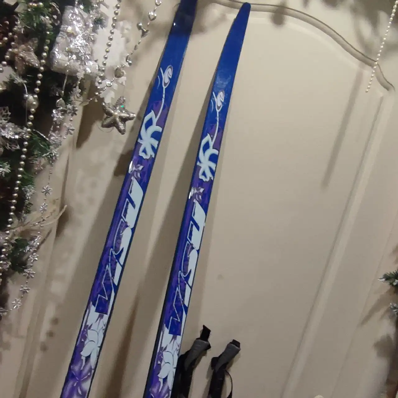 Лыжи с ботинками, креплениями и палками - Лыжи (Хобби и отдых) в Химки