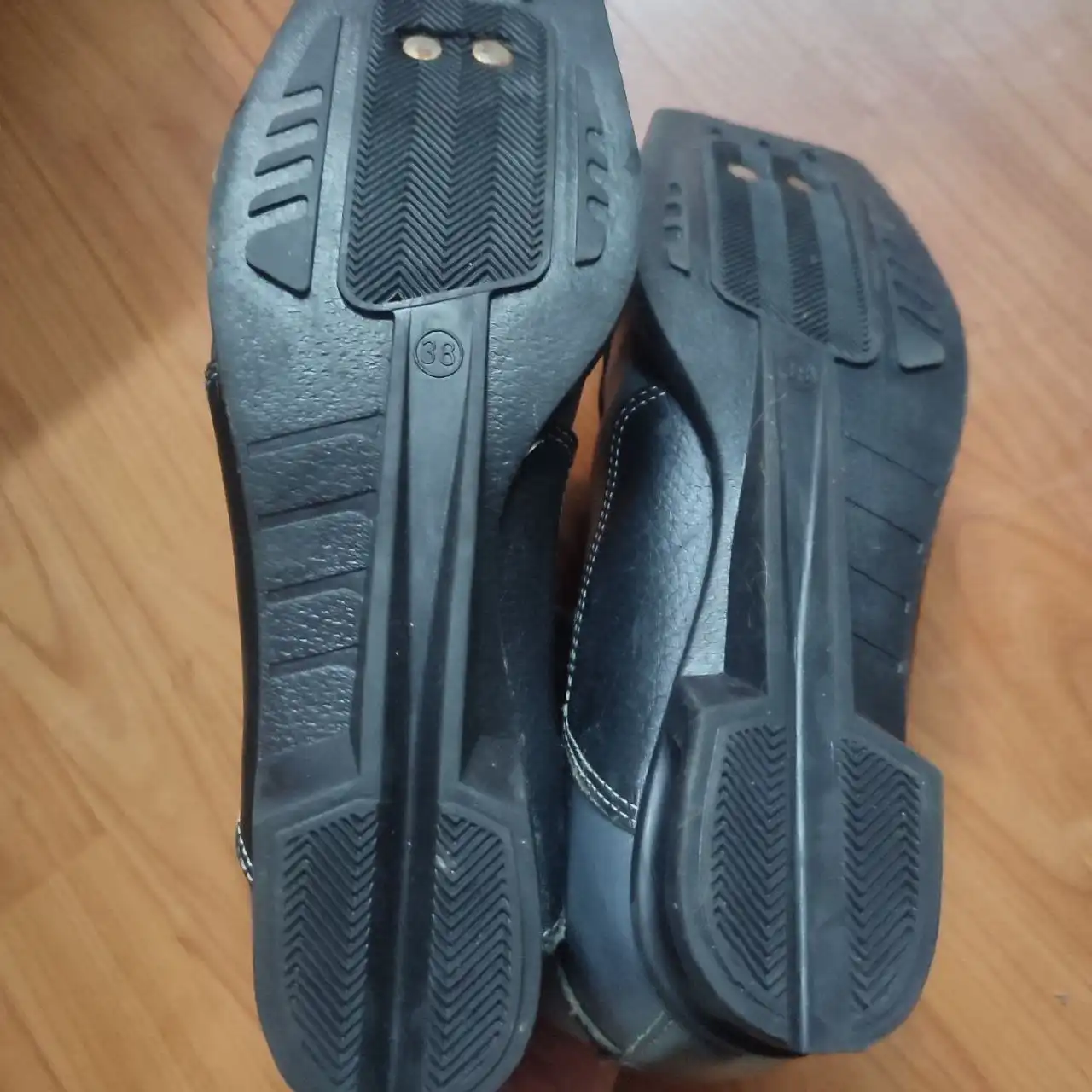 Лыжи с ботинками, креплениями и палками - Лыжи (Хобби и отдых) в Химки