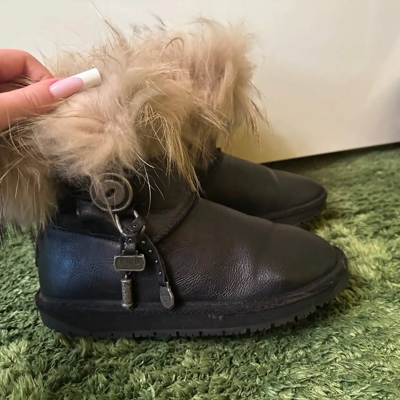 Продам зимние кожаные ботинки KEDDO для девочки - Обувь (Одежда) в Химки