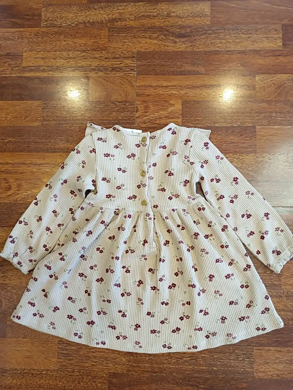 Платье Zara размер 104, материал вафельный - Женская одежда (Одежда) в Химки