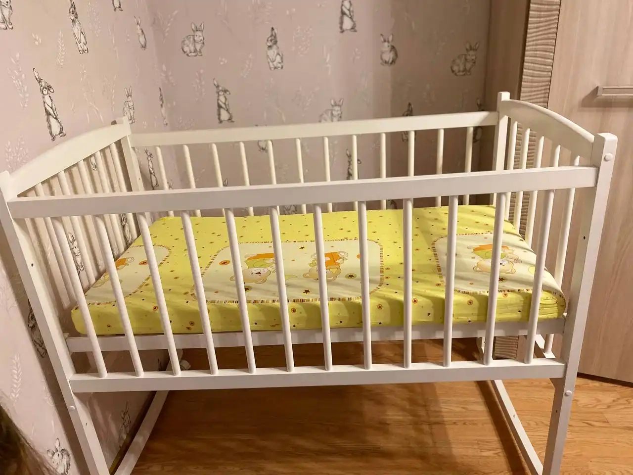 Продам детскую кроватку 120/60 с аксессуарами - Детская мебель (Товары для детей) в Химки