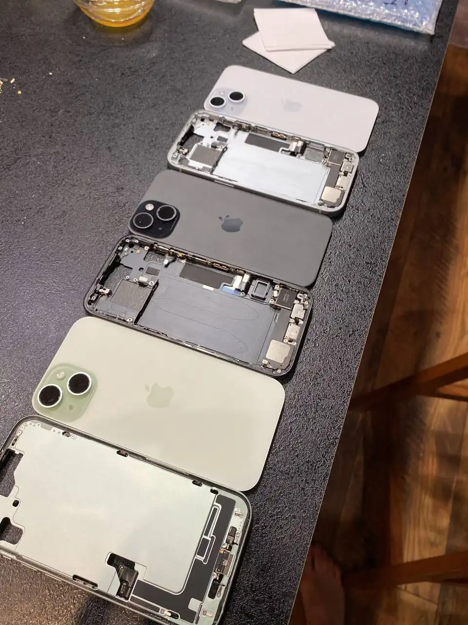 Продажа корпусов в сборе со шлейфами для iPhone 13-16 - Запчасти для телефонов (Электроника) в Москва