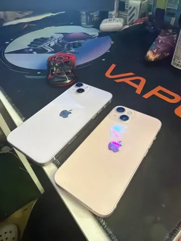 Продажа двух iPhone 13 и 14 Plus - Аксессуары для игр в Химки