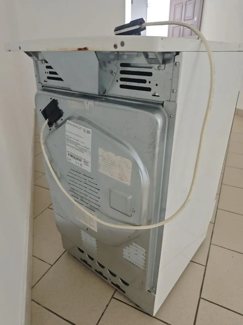 Индукционная плита с неработающей варочной панелью - Барахолка в Химки