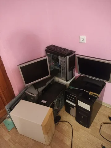 7 системных блоков и 2 монитора - частное объявление в Химки