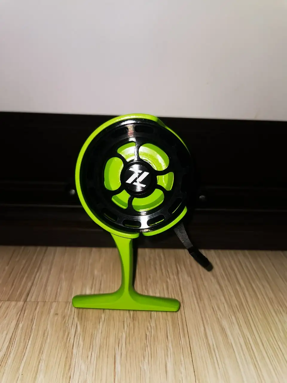 Катушка Zander Master ICE ENERGY лайм правая новая - Рыбалка (Хобби и отдых) в Химки