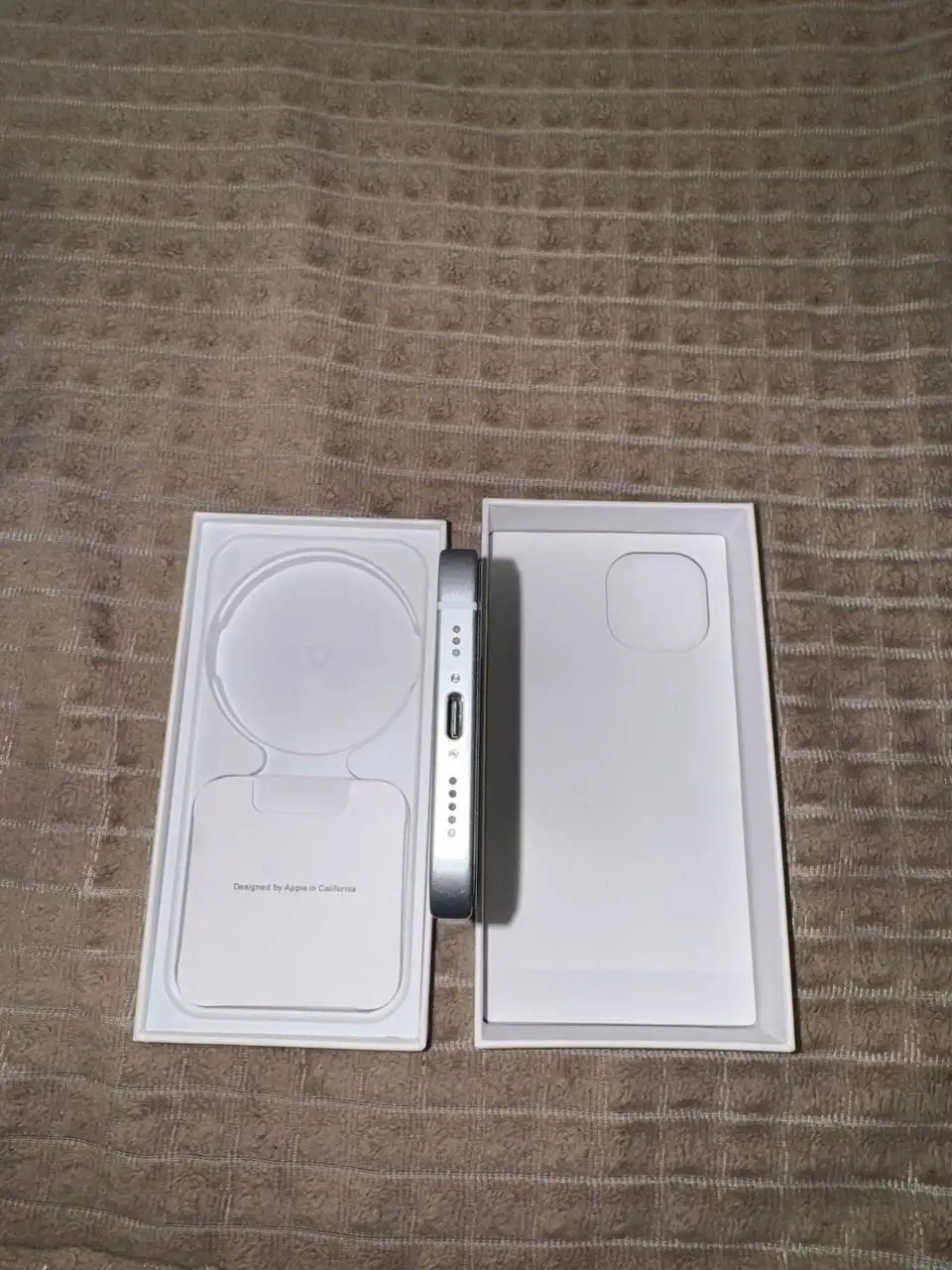 Айфон 15 128гб в идеальном состоянии - Смартфоны (Электроника) в Химки