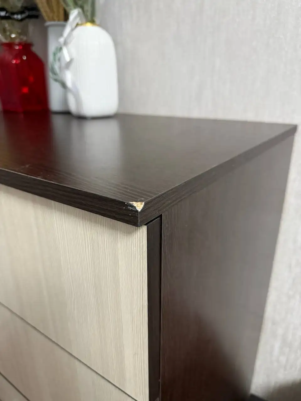 Комод с незначительными сколами - Мебель (Для дома и дачи) в Химки