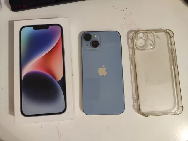 Продается iPhone 14 256ГБ с полным комплектом - Компьютерная периферия в Химки