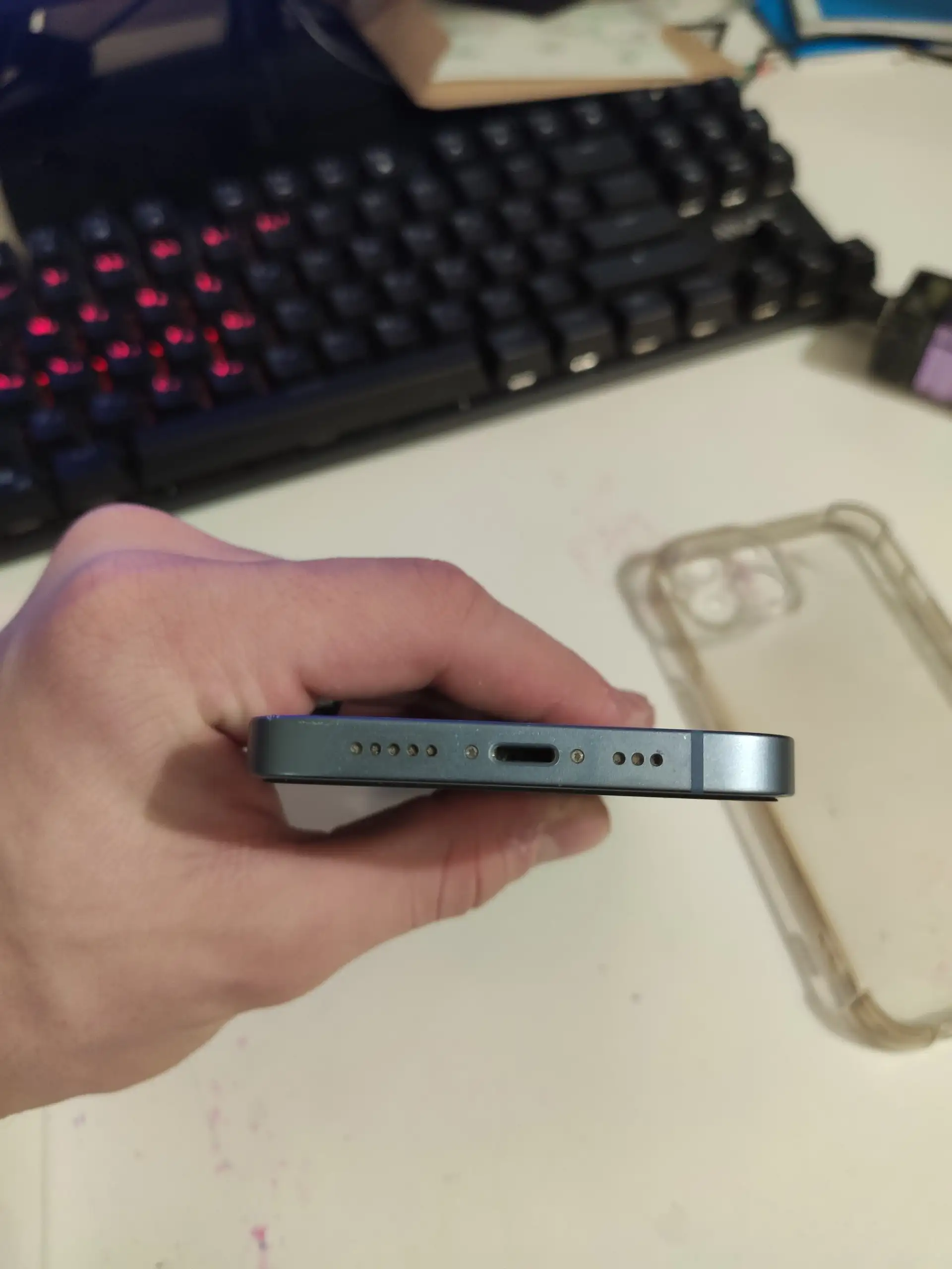 Продается iPhone 14 256ГБ с полным комплектом - Смартфоны и телефоны (Электроника) в Химки