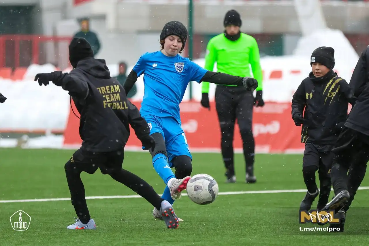 Набор в футбольную школу Сокол Куркино для детей 2012-2019 г.р. - Спортивные секции (Услуги) в Химки