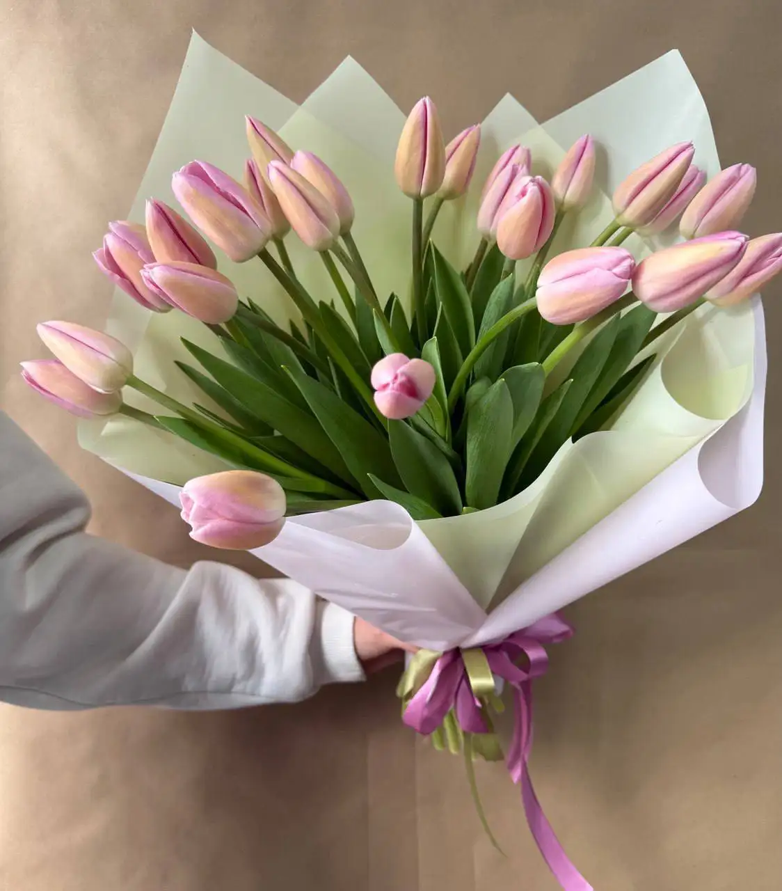 Голландские тюльпаны букеты к 8 марта - Хобби и отдых в Химки