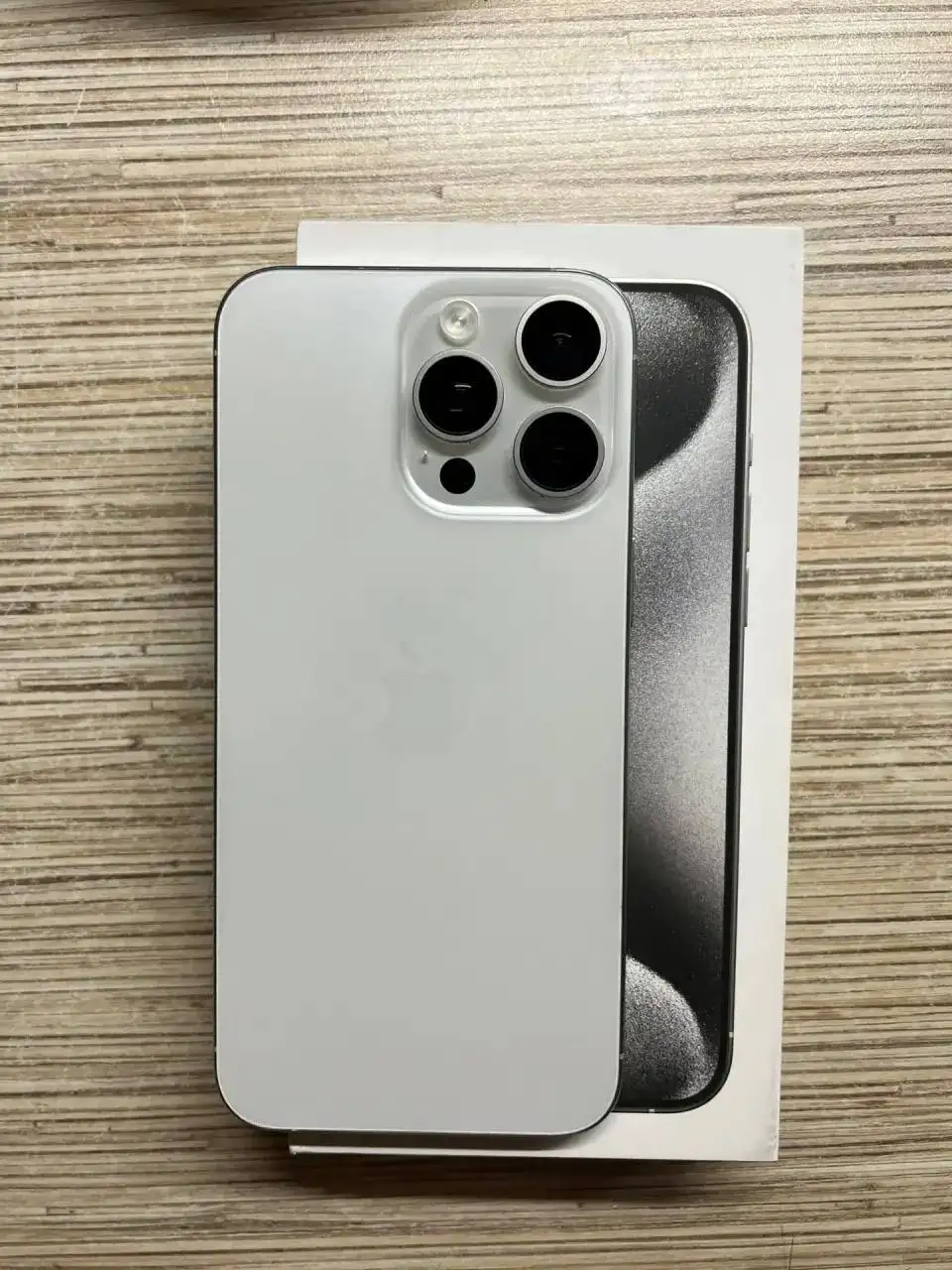 Продам iPhone 15 Pro Max 1TB - Смартфоны (Электроника) в Химки