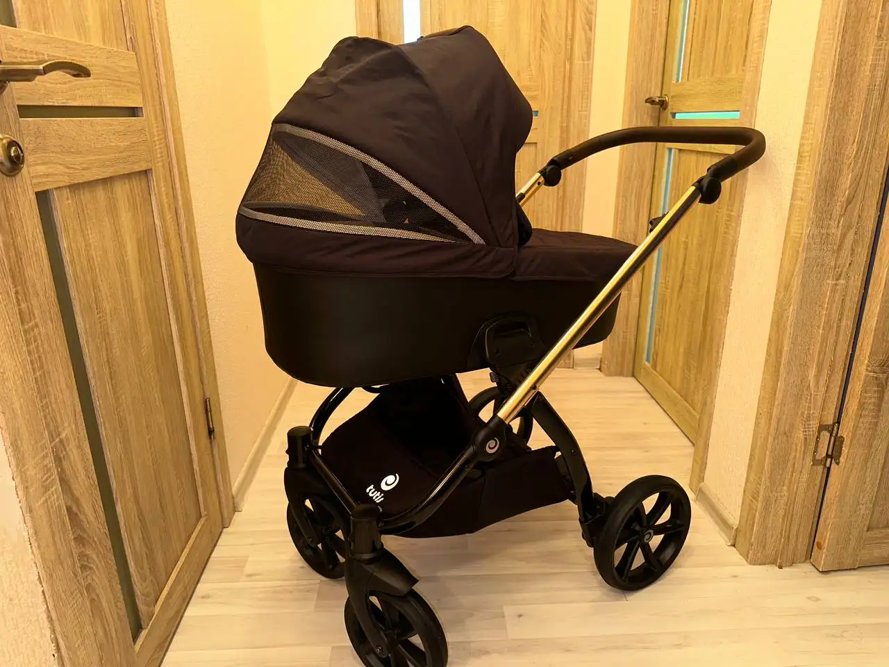 Коляска Tutis Leo Plus всесезонный вездеход - Коляски (Товары для детей) в Химки