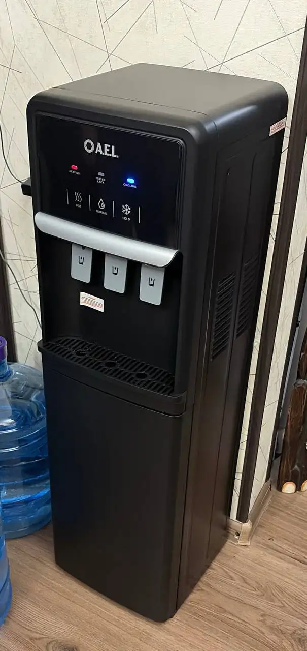 Кулер для воды с электрическим охлаждением - Для дома и дачи в Химки