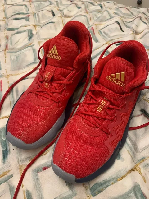 Кроссовки Адидас коллекция Донована Митчелла - Одежда в Химки