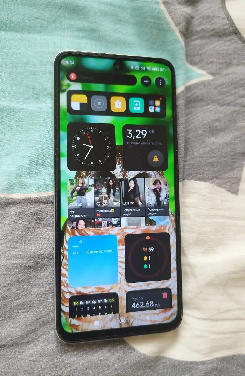 Продажа телефона и кронштейна для телевизора - Электроника в Химки