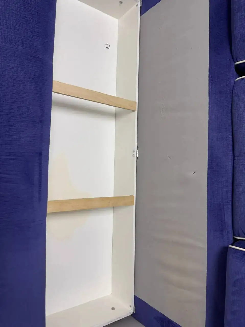 Продается диван в хорошем состоянии - Мебель (Для дома и дачи) в Химки