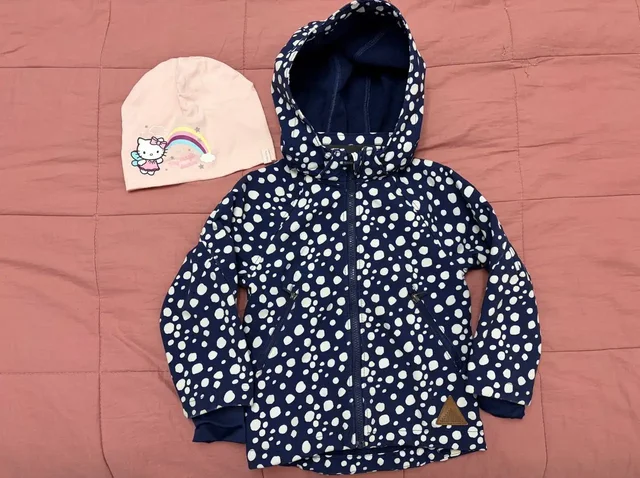 Куртки для девочки H&M и Futurino fashion - Карнавальные костюмы в Химки