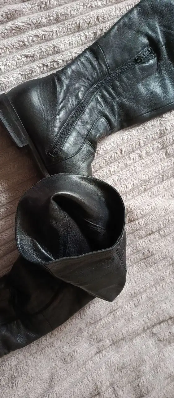 Женские сапоги высокие из натуральной кожи черного цвета - Женская обувь (Одежда) в Химки